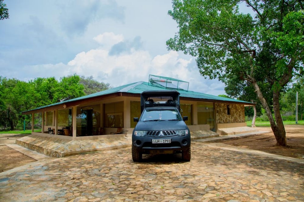 Yala Crocodile Park