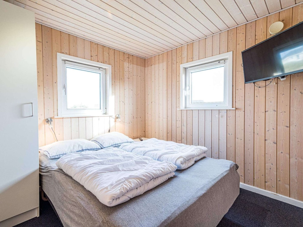 6 Person Holiday Home in Hvide Sande view 4