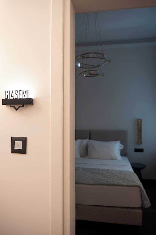 Jensen Luxury Suites