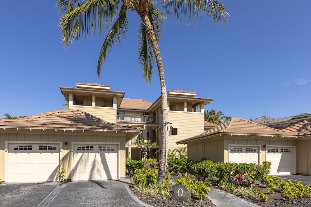 Waikoloa Beach Villas #o23 2 Bedroom Condo