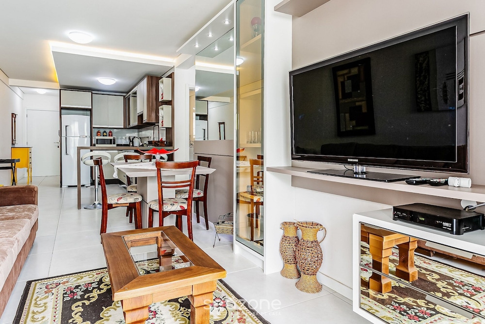 Lindo e Espacoso Apartamento nos Ingleses Sdo206