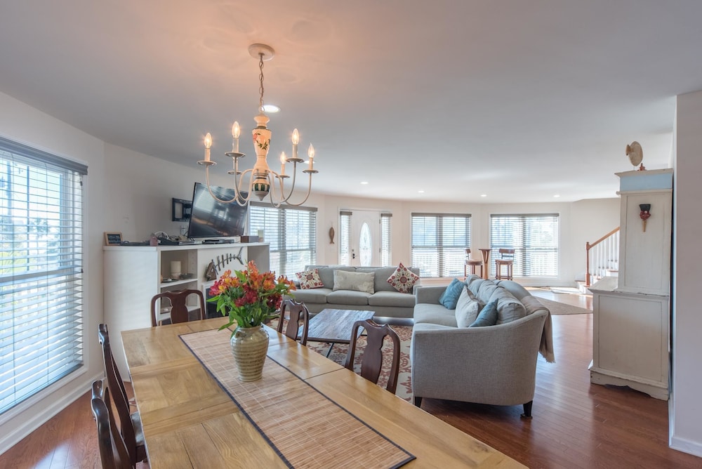 W Ashley 510 5 Bedroom Holiday Home By My Ocean Rentals