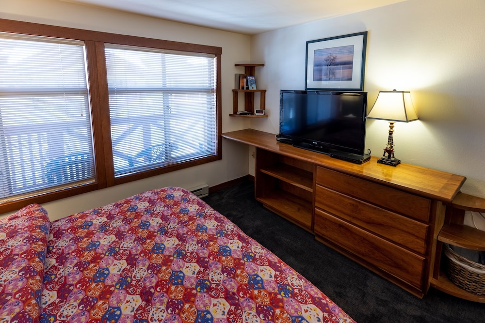 One Bedroom Condos at Powderhorn Lodge - Solitude UT