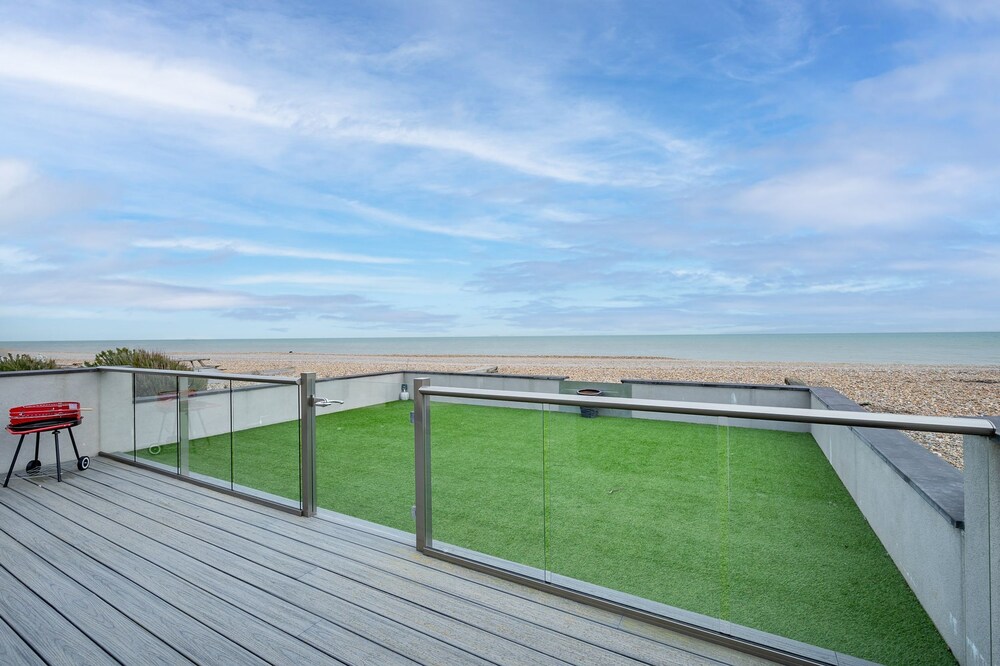Beach View Breeze