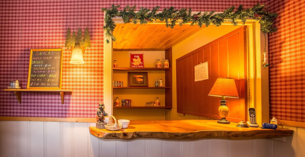 ADK Trail Inn