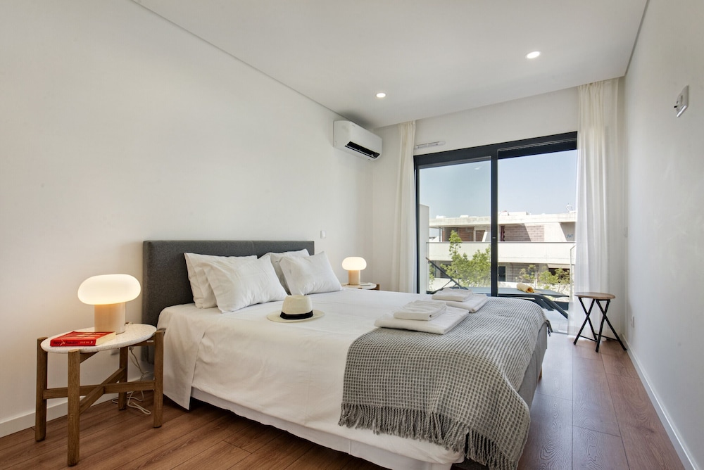 Sunny Apartments X in Tavira