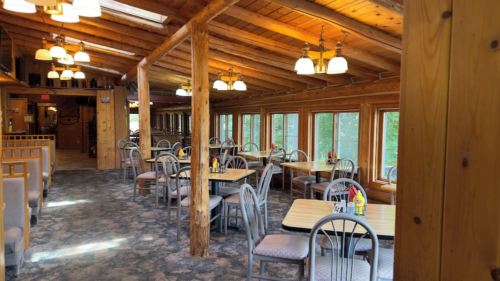 Lost Arrow Resort