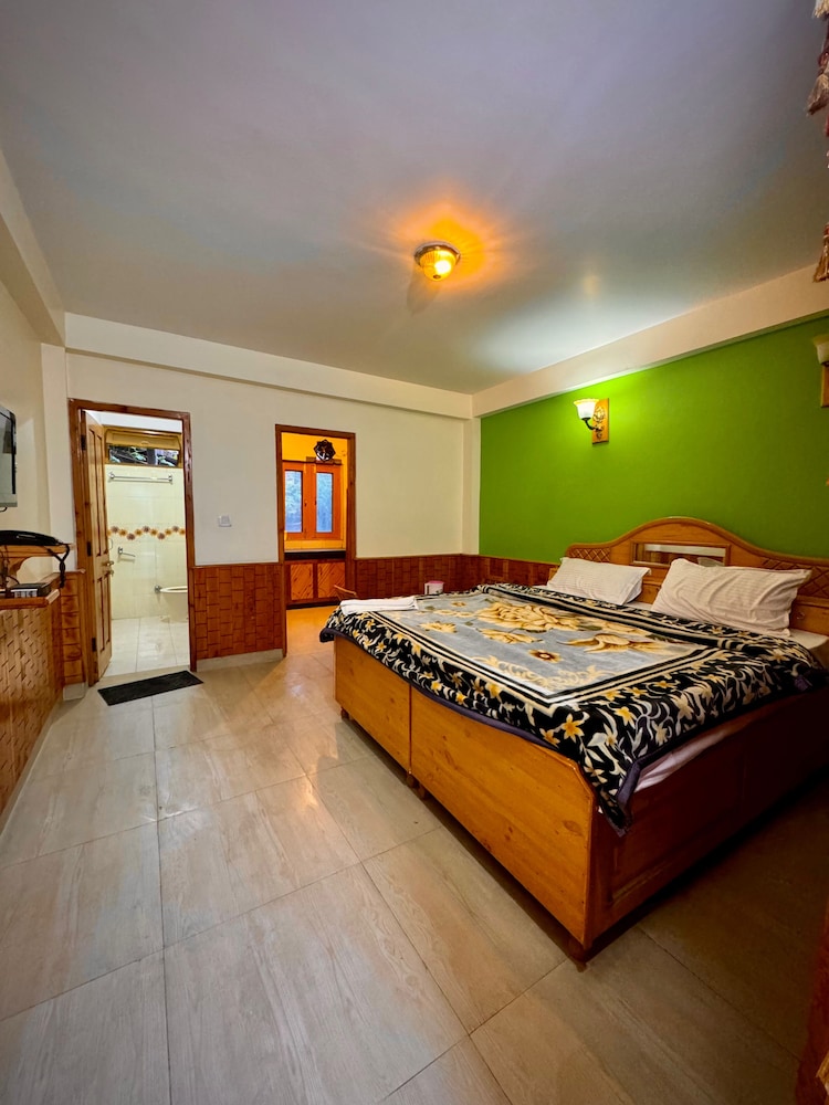 Suraj Cottage by The Himalayan Stories