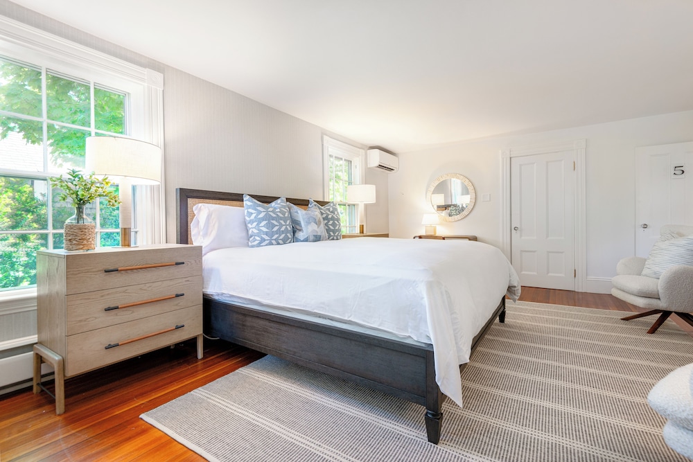 Martin House Inn