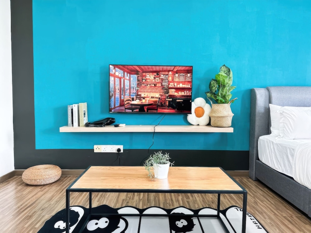Zetapark Condominium by Emily in Town