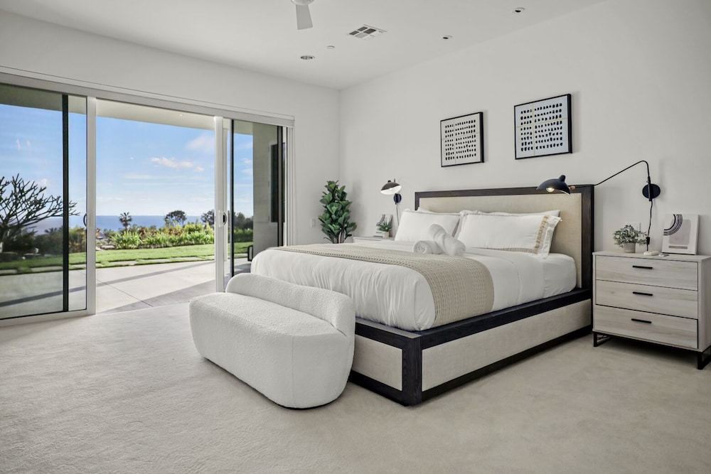 Winding Way - Modern Malibu Masterpiece With Unobstructed Ocean Views view 3