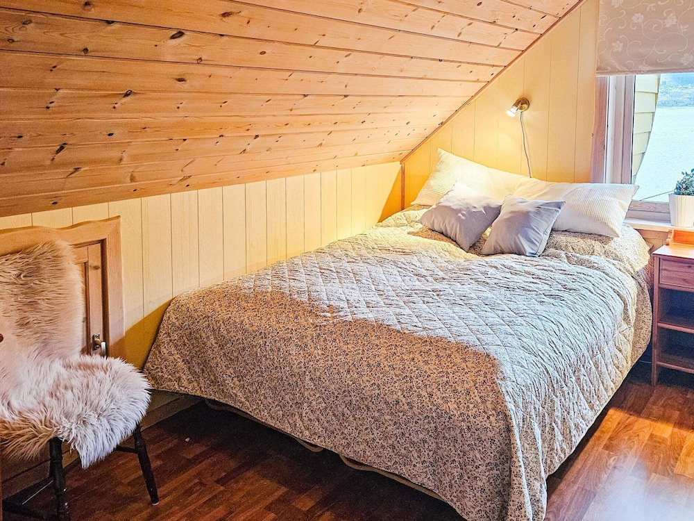 6 Person Holiday Home in Bygstad