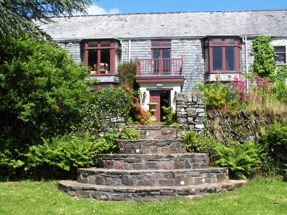 Trimstone Manor Country House Hotel
