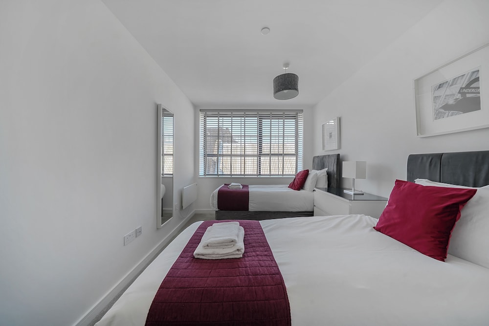 Roomspace Apartments -Caroline Street