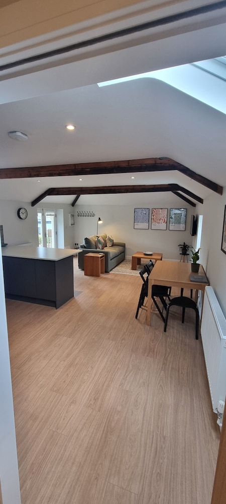 Eastfield Lodge