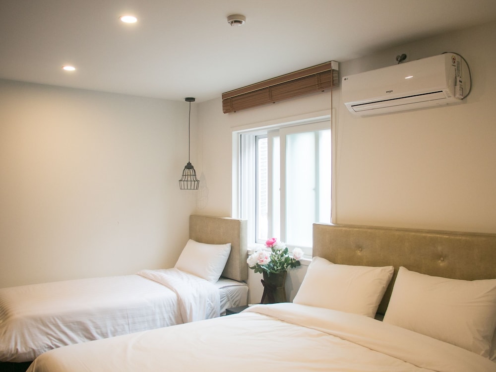 Hi Jun Guesthouse