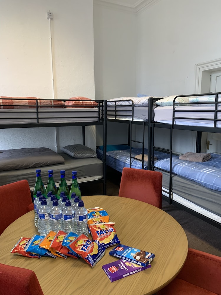 Eden Quay Guesthouse Private Rooms