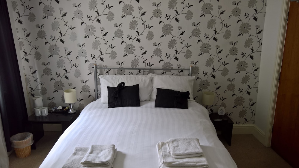 Black Bull Hotel