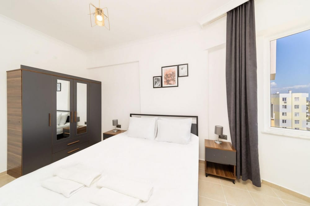 Fantastic Flat With Balcony and View in Aksu