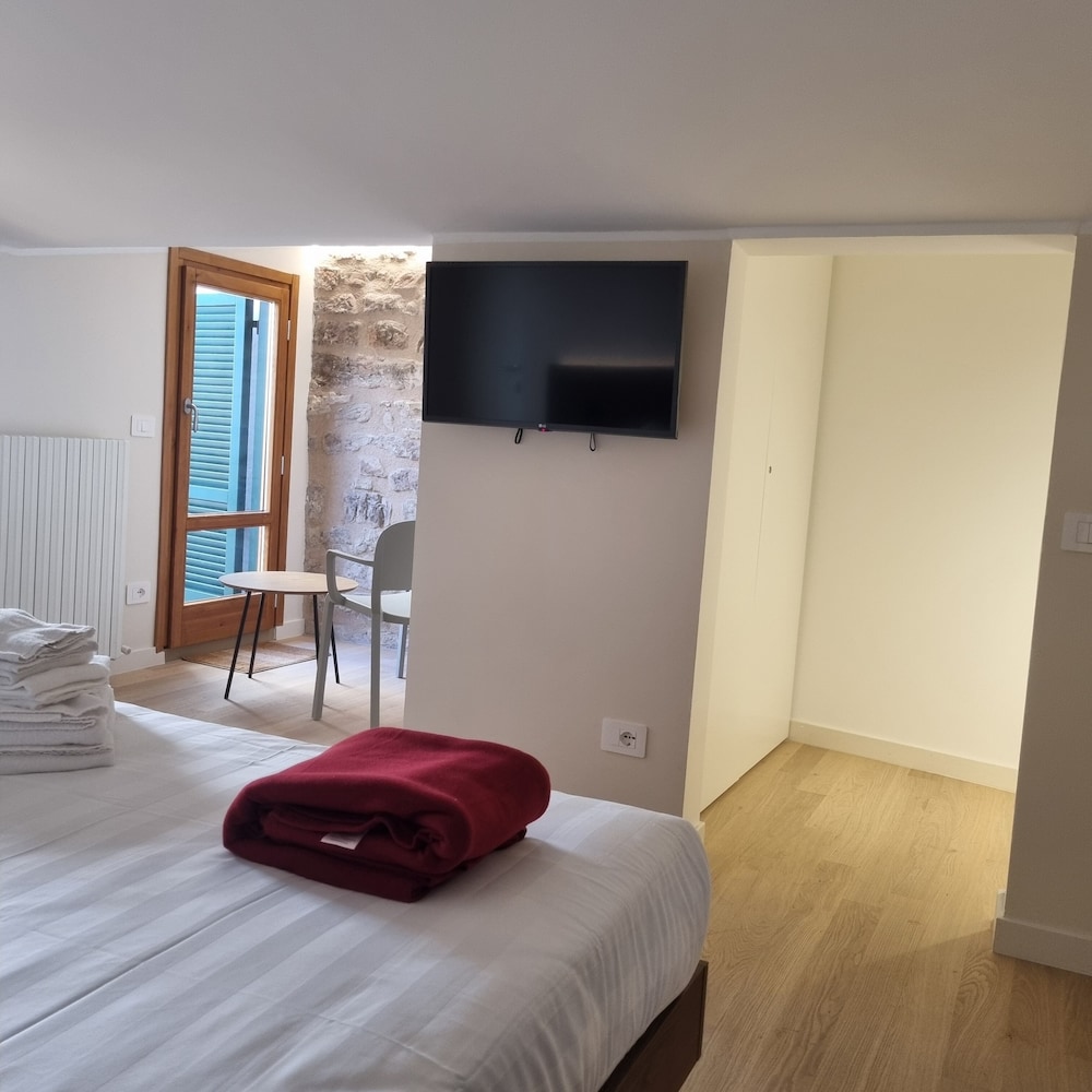 Portica Homes Assisi