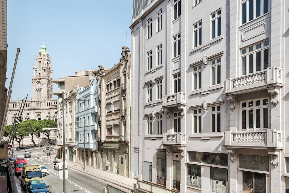 Rivol1 · Design Studio Next to Rivoli Theatre