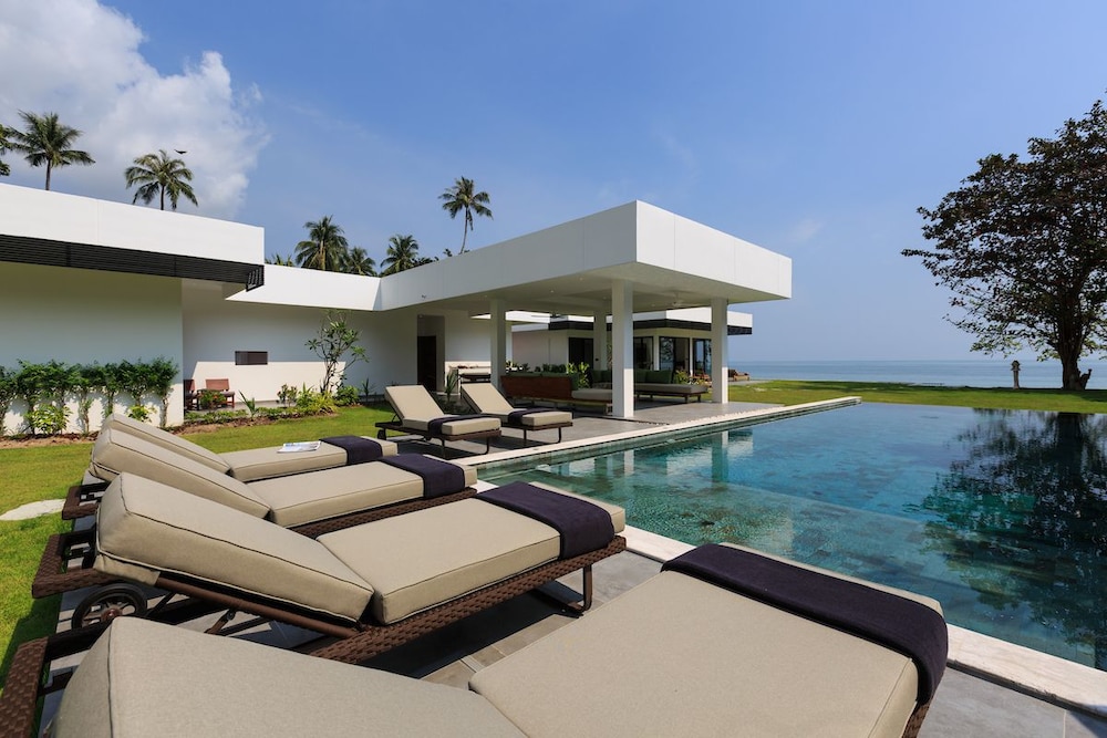 Villa Thansamaay