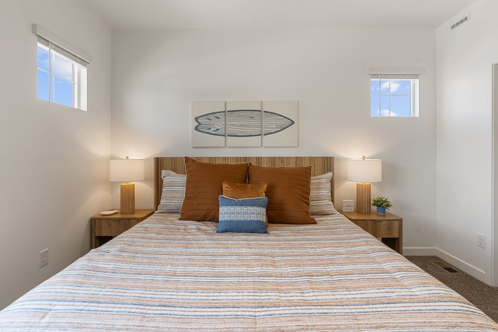 Long Drive 4 Bedroom Townhouse