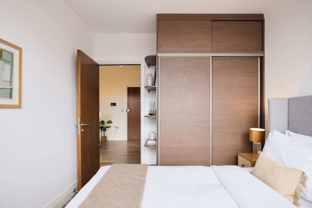Manor Park One-Bed Escape