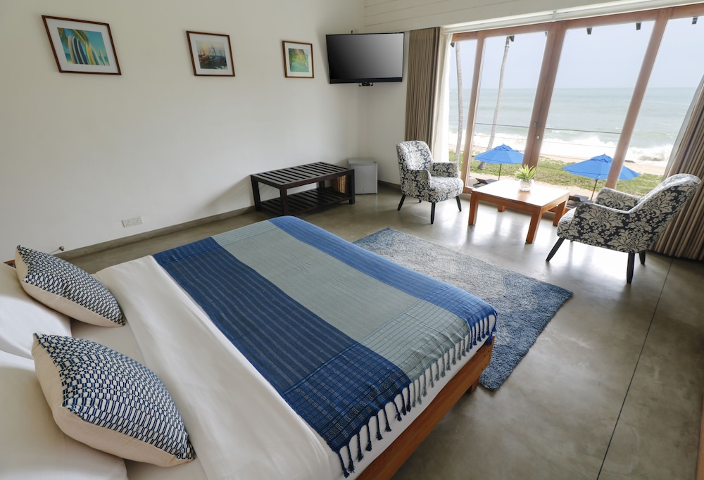 Ubuntu Beach Villas By Reveal