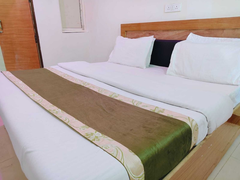 Hotel Radhe Shyam Resort Vrindavan