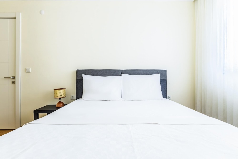 Minimal Flat 10 min to Caddebostan Coast
