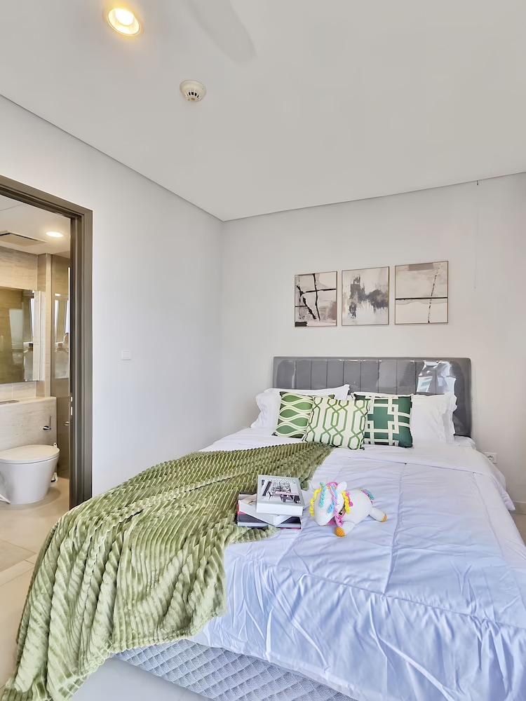 Staysanliving - Taman Anggrek Residence