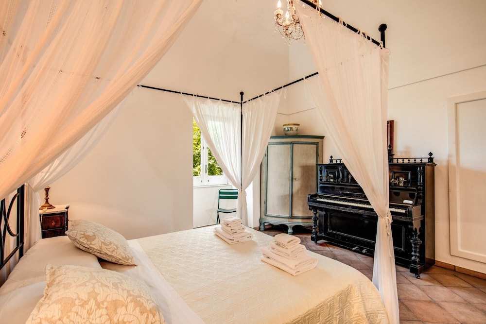 Villa Carten With Heated Pool view 2