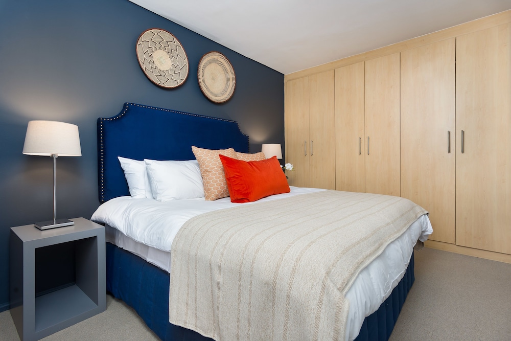 Fountain Suites 1001