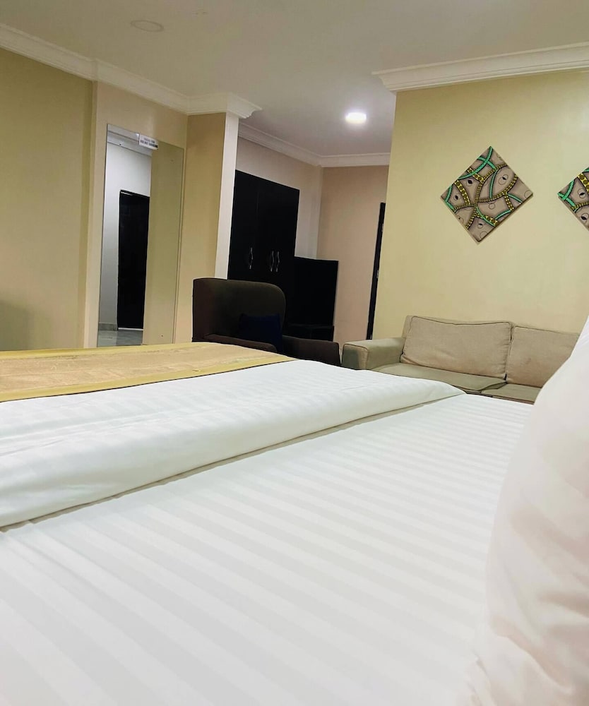 Iri Diplomatic Resorts