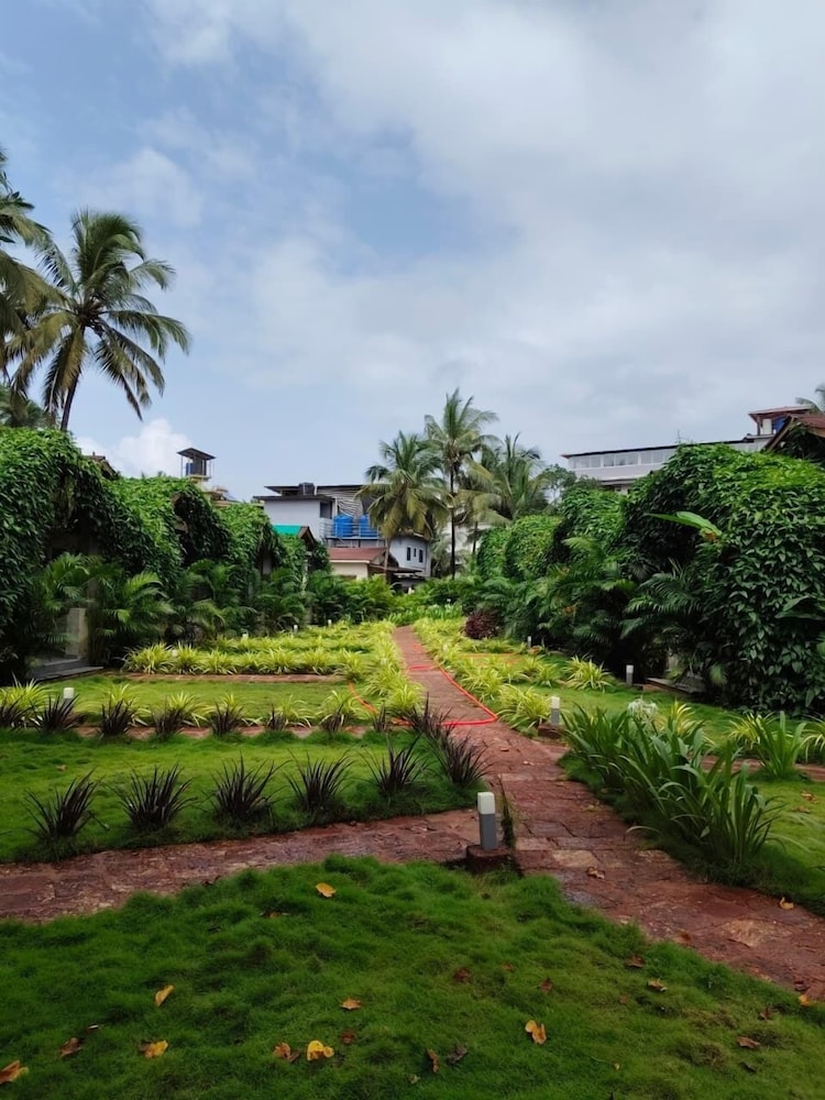 Aqua Bella Resort