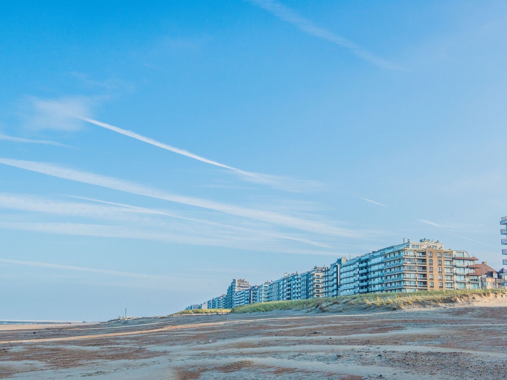 Apartment Nieuwpoort With Stunning Sea Views