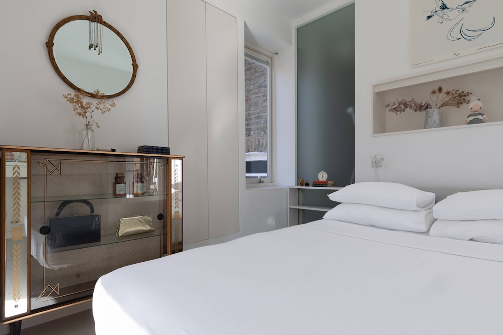 Crawford Street II by Onefinestay