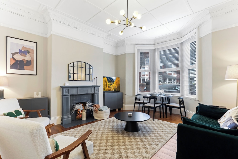 St Georges Apartment- North East Escapes