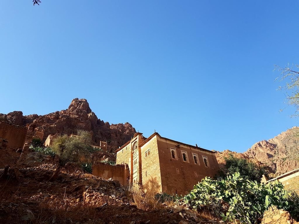 La Maison Traditionnelle