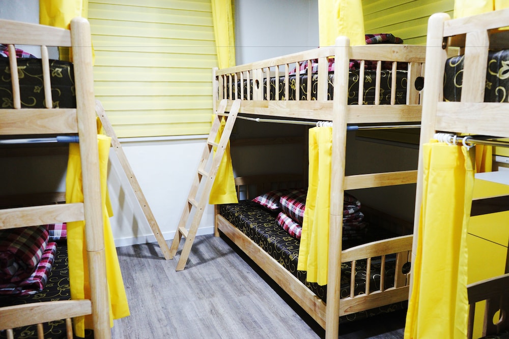 Onna Guesthouse - Hostel