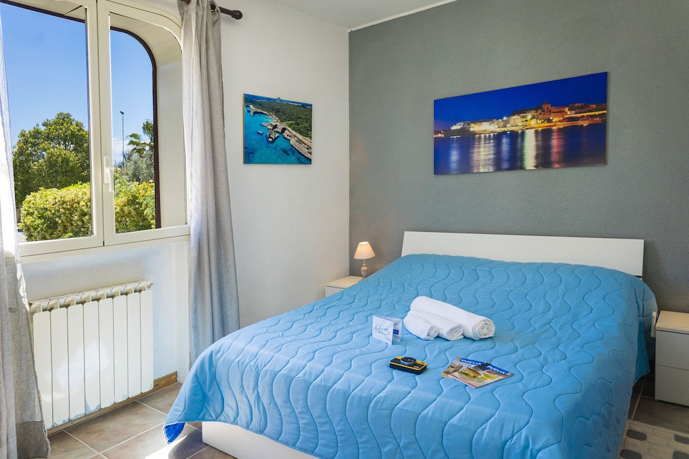 Villa El Capitano with garden and pool view 5