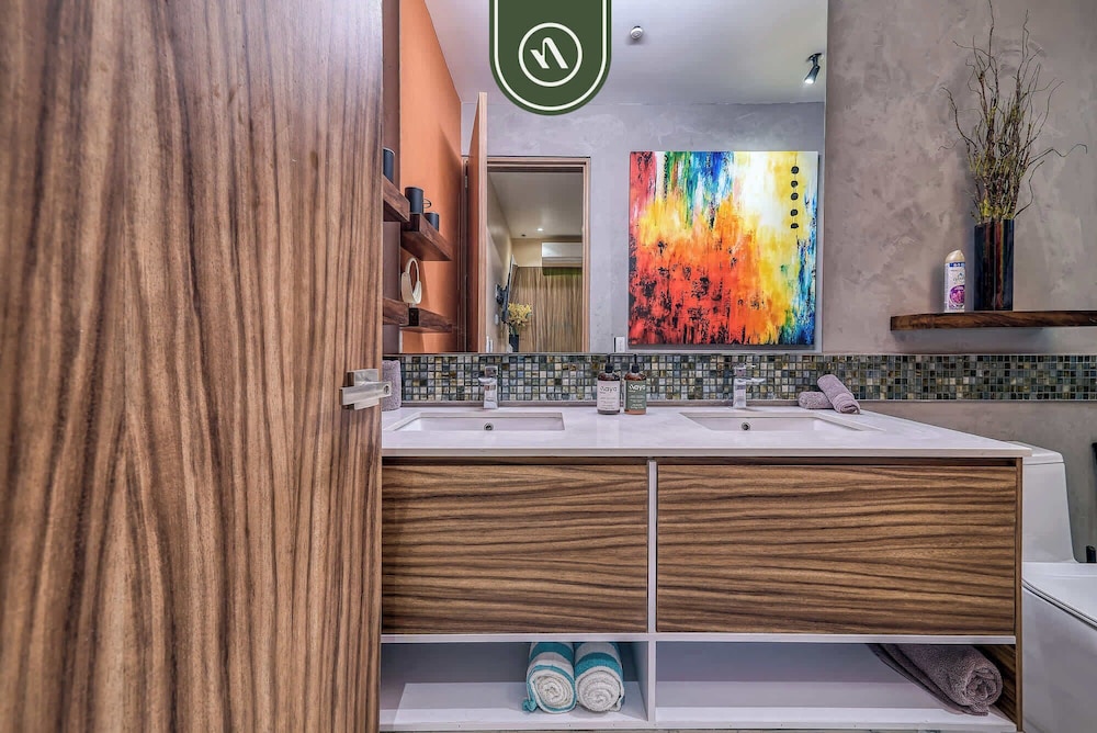 Amazing 1BR Penthouse With Balcony - Gym - Pool