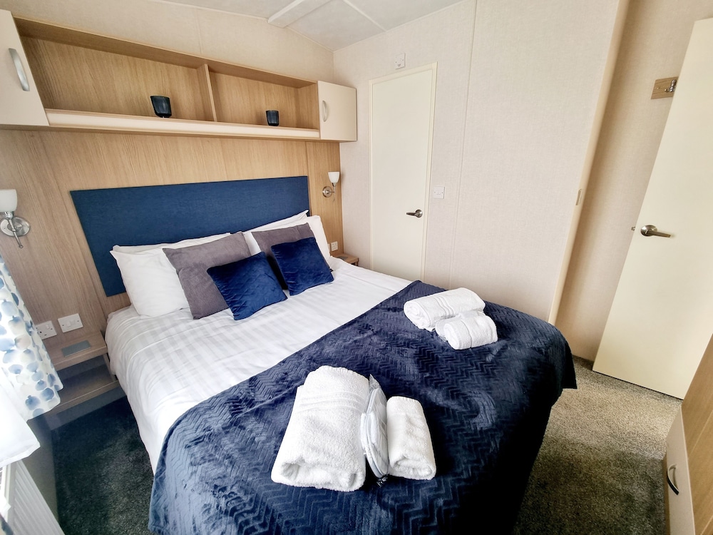 Fantastic 3 Bed Lodge Near Morpeth - Deer View view 3