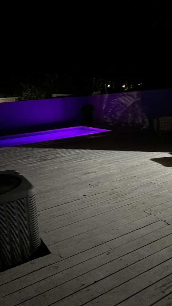 SanAndros Airbnb - Property Image 8