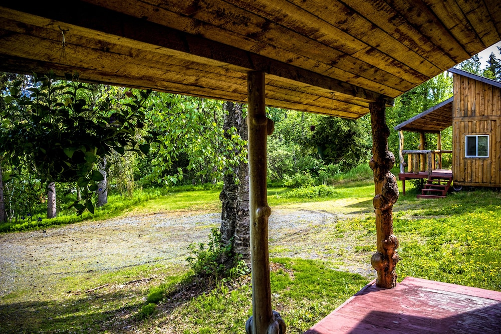 Midnight Sun Log Cabins