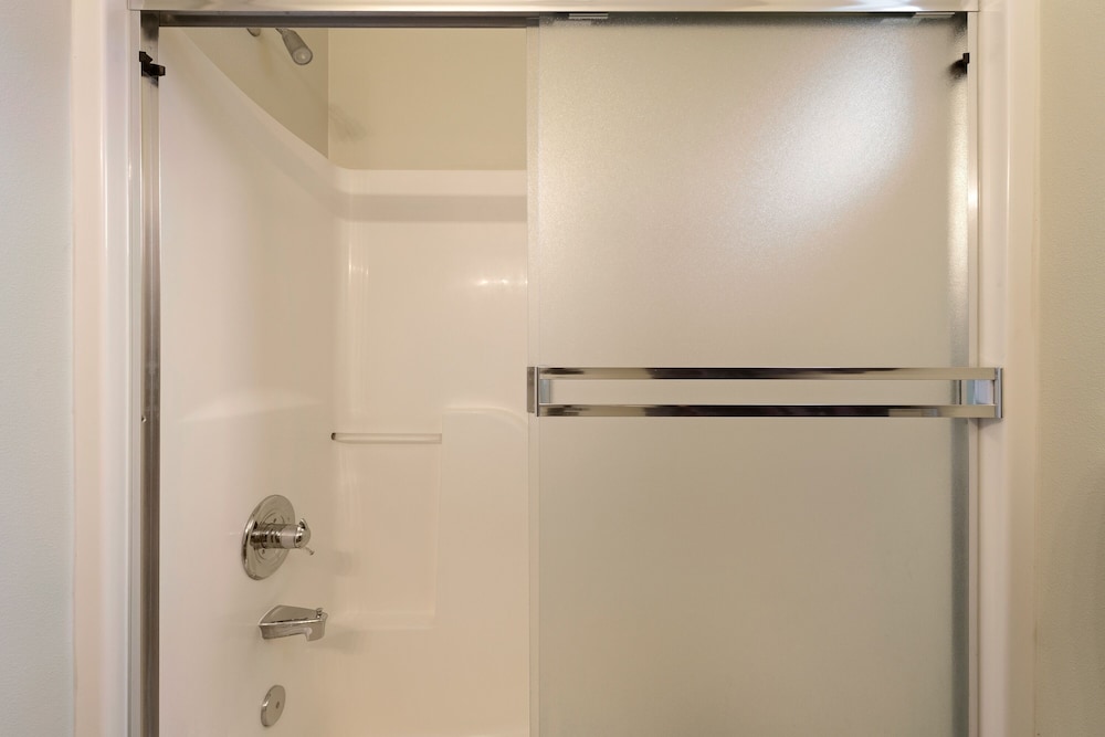 Meet Me On Milwaukee 30 Day Minimum 2 Bedroom Home