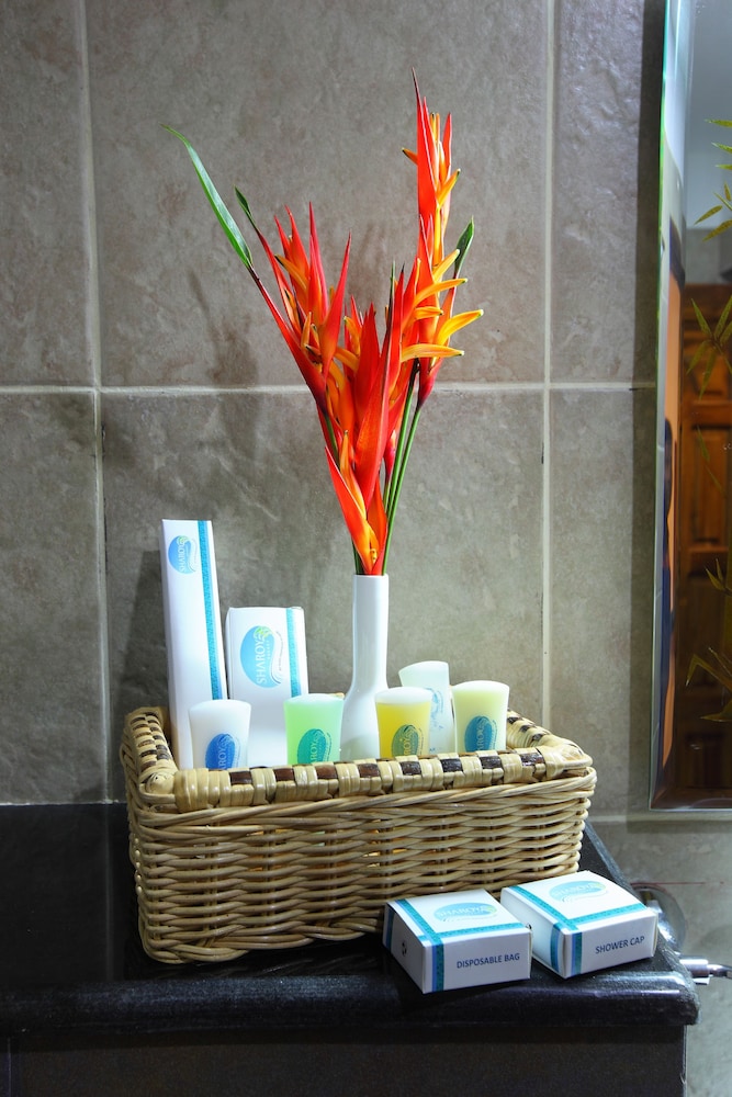 Arayal Resorts: A Unit of Sharoy Resort, Wayanad