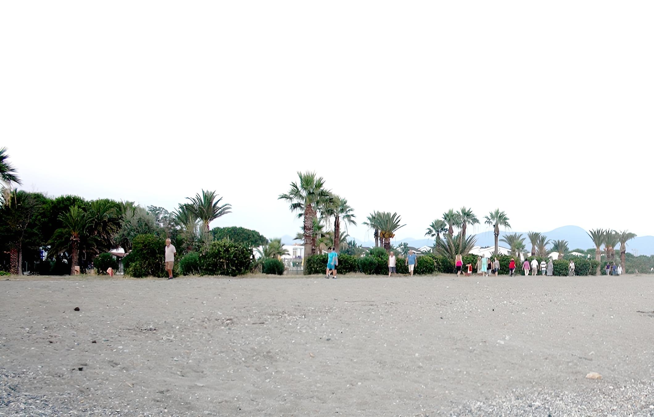 AKCAY PINEA CLUB