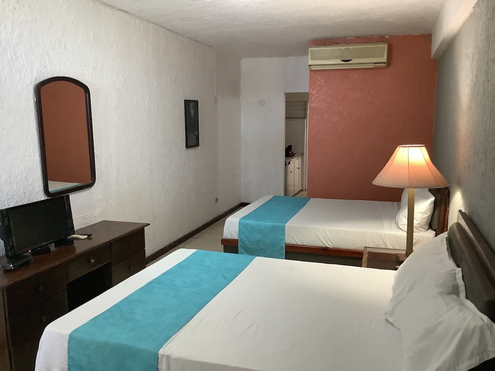 CariBlue Beach Hotel